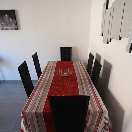 City Center - Theatre - Bookingalsace Appartamento Colmar